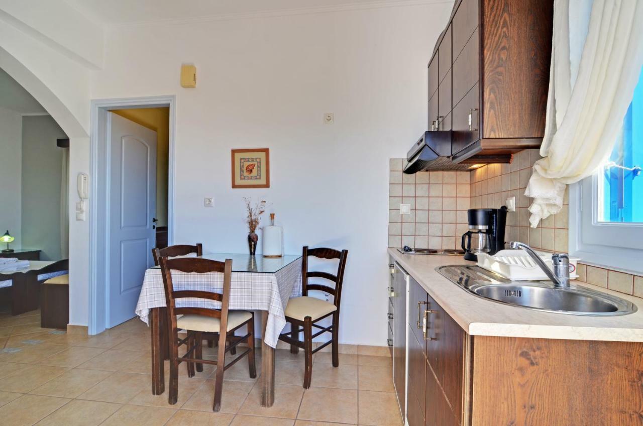 Nikos Sea View Apartments Adamantas  Exterior photo